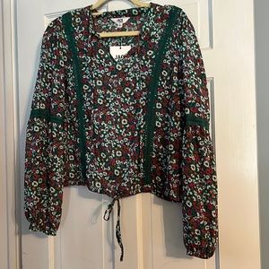 Adorable boutique shirt! Size large NWT